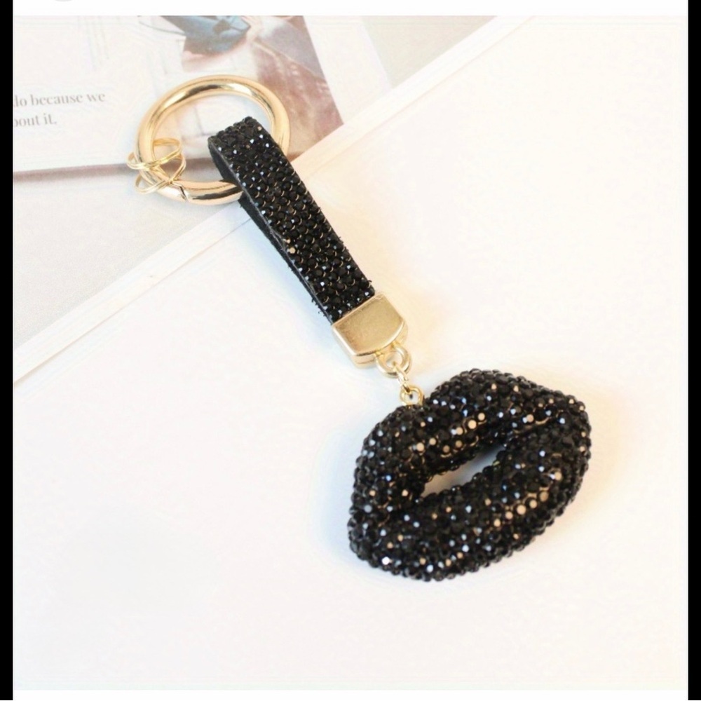 Sparkling  Rhinestone Lip Keychain Bag/ Purse Charm  Lips Keychain - Picture 6 of 8